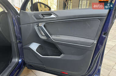 Внедорожник / Кроссовер Volkswagen Tiguan 2020 в 