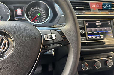 Внедорожник / Кроссовер Volkswagen Tiguan 2020 в 
