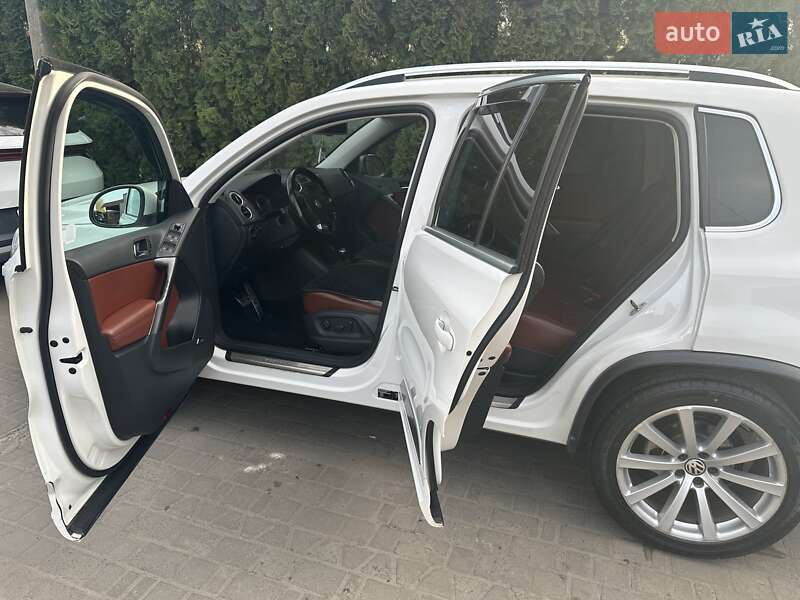 Позашляховик / Кросовер Volkswagen Tiguan 2009 в Радивиліві