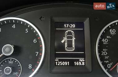 Внедорожник / Кроссовер Volkswagen Tiguan 2017 в 