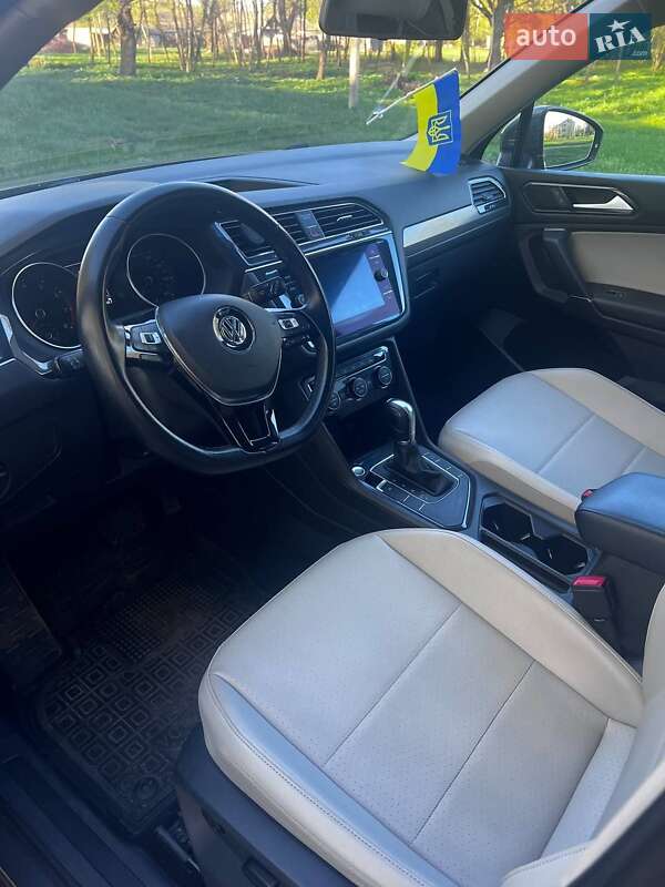 Внедорожник / Кроссовер Volkswagen Tiguan 2017 в Харькове фото 10 Внедорожник / Кроссовер Volkswagen Tiguan 2017 в Харькове