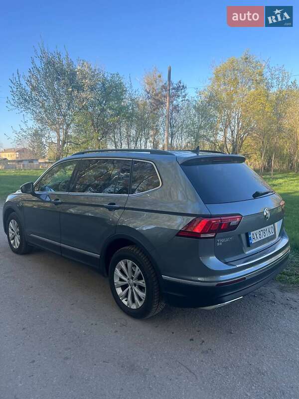 Внедорожник / Кроссовер Volkswagen Tiguan 2017 в Харькове фото 3 Внедорожник / Кроссовер Volkswagen Tiguan 2017 в Харькове