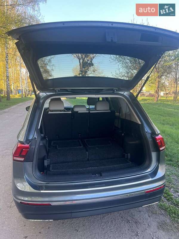 Внедорожник / Кроссовер Volkswagen Tiguan 2017 в Харькове фото 16 Внедорожник / Кроссовер Volkswagen Tiguan 2017 в Харькове