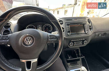 Внедорожник / Кроссовер Volkswagen Tiguan 2013 в 