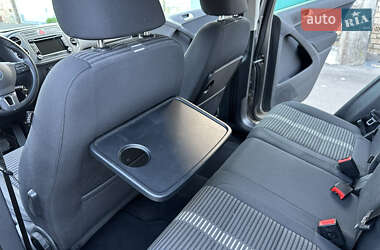 Внедорожник / Кроссовер Volkswagen Tiguan 2010 в 