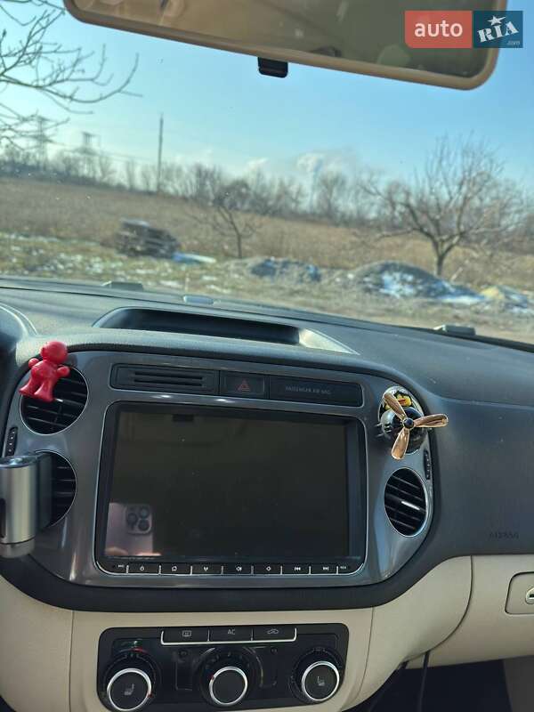 Внедорожник / Кроссовер Volkswagen Tiguan 2012 в Черкассах