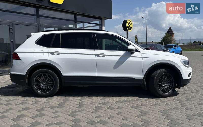 Внедорожник / Кроссовер Volkswagen Tiguan 2019 в Мукачево