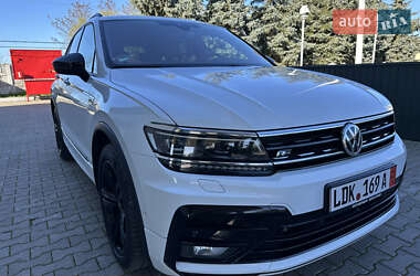 Внедорожник / Кроссовер Volkswagen Tiguan 2020 в 