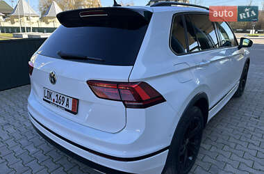 Внедорожник / Кроссовер Volkswagen Tiguan 2020 в 