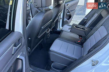 Внедорожник / Кроссовер Volkswagen Tiguan 2020 в 