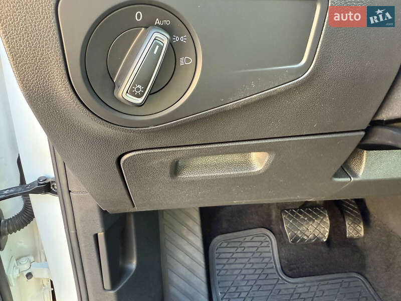 Внедорожник / Кроссовер Volkswagen Tiguan 2019 в Днепре