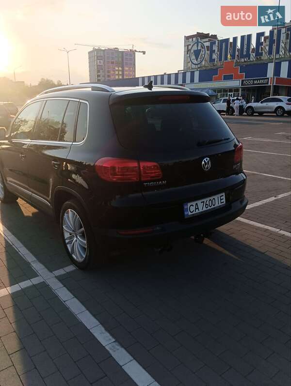 Позашляховик / Кросовер Volkswagen Tiguan 2013 в Умані