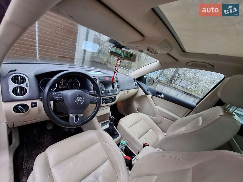 Позашляховик / Кросовер Volkswagen Tiguan 2010 в Снятині фото 19 Позашляховик / Кросовер Volkswagen Tiguan 2010 в Снятині
