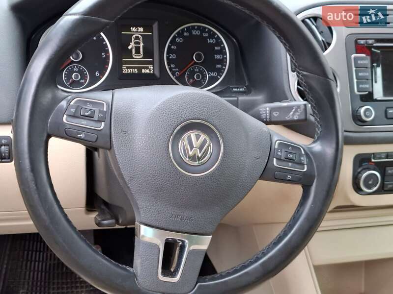 Позашляховик / Кросовер Volkswagen Tiguan 2010 в Снятині фото 46 Позашляховик / Кросовер Volkswagen Tiguan 2010 в Снятині