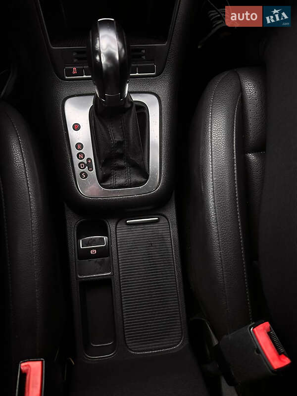 Внедорожник / Кроссовер Volkswagen Tiguan 2011 в Жовкве