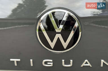 Внедорожник / Кроссовер Volkswagen Tiguan 2021 в 