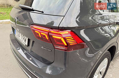 Внедорожник / Кроссовер Volkswagen Tiguan 2021 в 