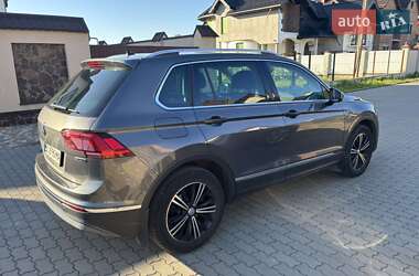 Позашляховик / Кросовер Volkswagen Tiguan 2020 в 