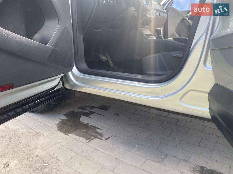 Позашляховик / Кросовер Volkswagen Tiguan 2010 в Новій Водолагі