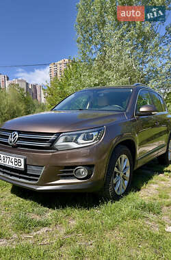 Внедорожник / Кроссовер Volkswagen Tiguan 2013 в Киеве