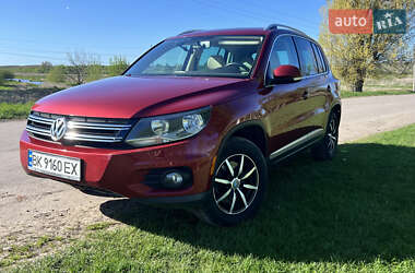 Внедорожник / Кроссовер Volkswagen Tiguan 2013 в 
