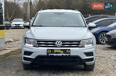 Внедорожник / Кроссовер Volkswagen Tiguan 2017 в 