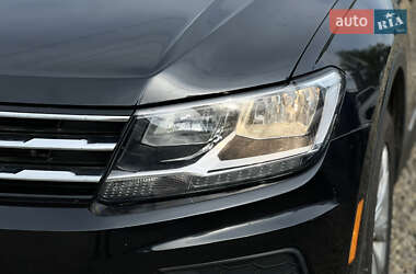 Позашляховик / Кросовер Volkswagen Tiguan 2018 в 