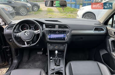 Позашляховик / Кросовер Volkswagen Tiguan 2018 в 