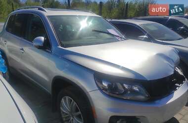 Позашляховик / Кросовер Volkswagen Tiguan 2015 в Львові