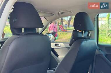 Внедорожник / Кроссовер Volkswagen Tiguan 2016 в 