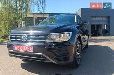 Внедорожник / Кроссовер Volkswagen Tiguan 2020 в 