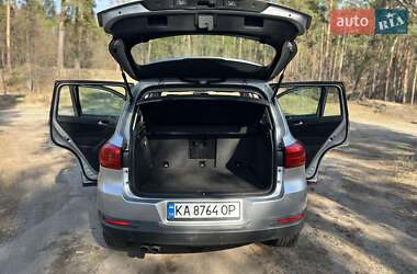 Внедорожник / Кроссовер Volkswagen Tiguan 2017 в 