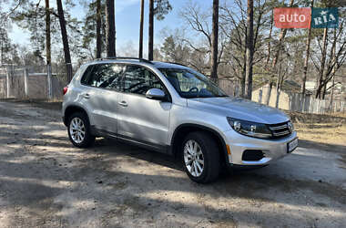Внедорожник / Кроссовер Volkswagen Tiguan 2017 в 