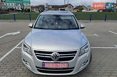 Внедорожник / Кроссовер Volkswagen Tiguan 2009 в 