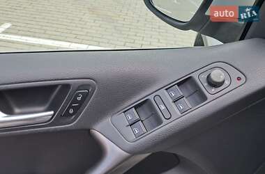 Внедорожник / Кроссовер Volkswagen Tiguan 2009 в 