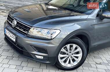 Внедорожник / Кроссовер Volkswagen Tiguan 2019 в Харькове