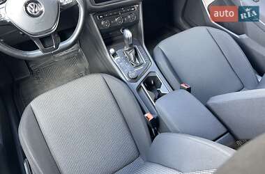 Внедорожник / Кроссовер Volkswagen Tiguan 2019 в 