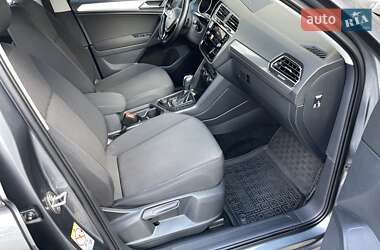 Внедорожник / Кроссовер Volkswagen Tiguan 2019 в 