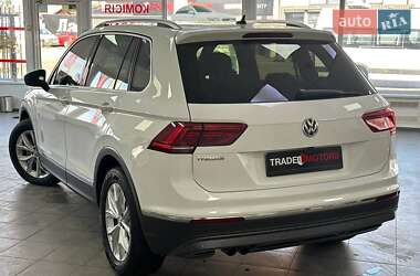 Позашляховик / Кросовер Volkswagen Tiguan 2020 в 