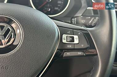 Позашляховик / Кросовер Volkswagen Tiguan 2020 в 