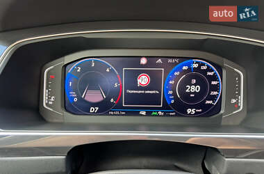 Внедорожник / Кроссовер Volkswagen Tiguan 2020 в 