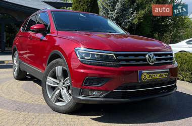 Внедорожник / Кроссовер Volkswagen Tiguan 2019 в Львове