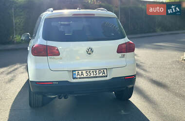 Позашляховик / Кросовер Volkswagen Tiguan 2016 в 