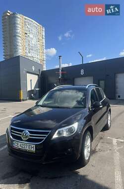 Внедорожник / Кроссовер Volkswagen Tiguan 2008 в 