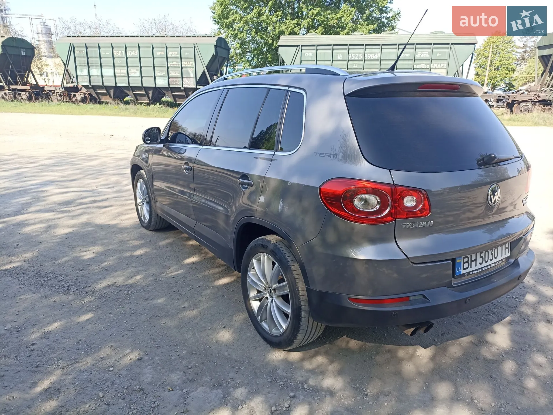 2010 Volkswagen Tiguan - мініатюра 2