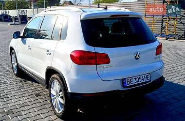 Внедорожник / Кроссовер Volkswagen Tiguan 2011 в 