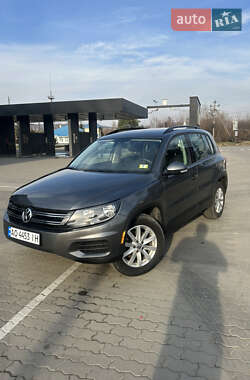 Внедорожник / Кроссовер Volkswagen Tiguan 2016 в Ужгороде