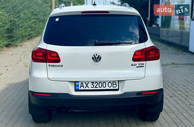 Внедорожник / Кроссовер Volkswagen Tiguan 2011 в 