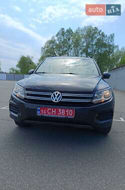 Внедорожник / Кроссовер Volkswagen Tiguan 2016 в Киеве