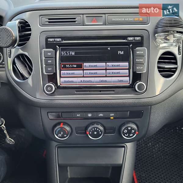 Внедорожник / Кроссовер Volkswagen Tiguan 2015 в Ивано-Франковске